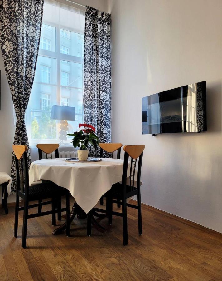 Przytulne Apartamenty W Super Lokalizacji Varsavia Esterno foto